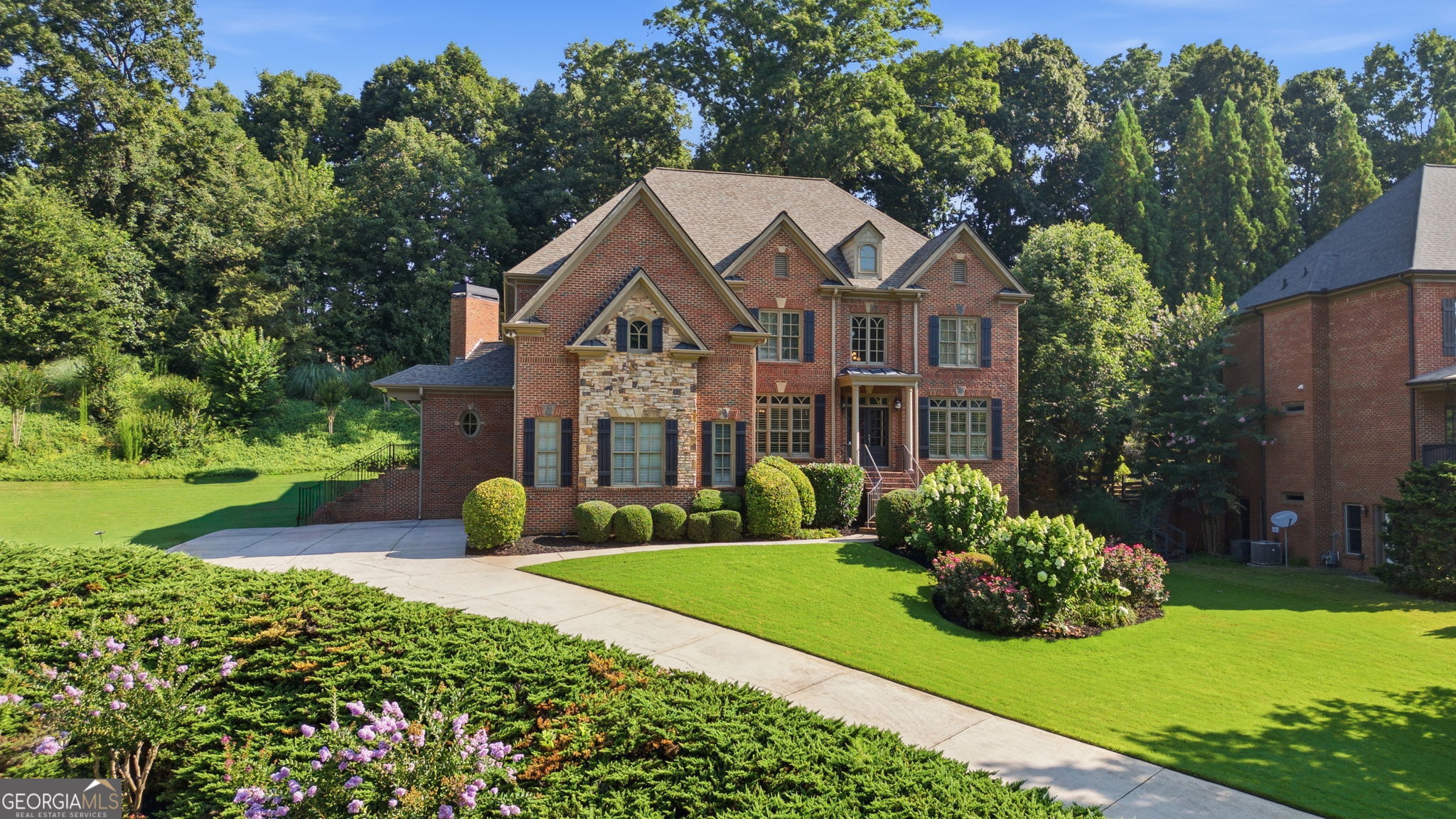 5850 Cool Springs Drive Property Photo 1