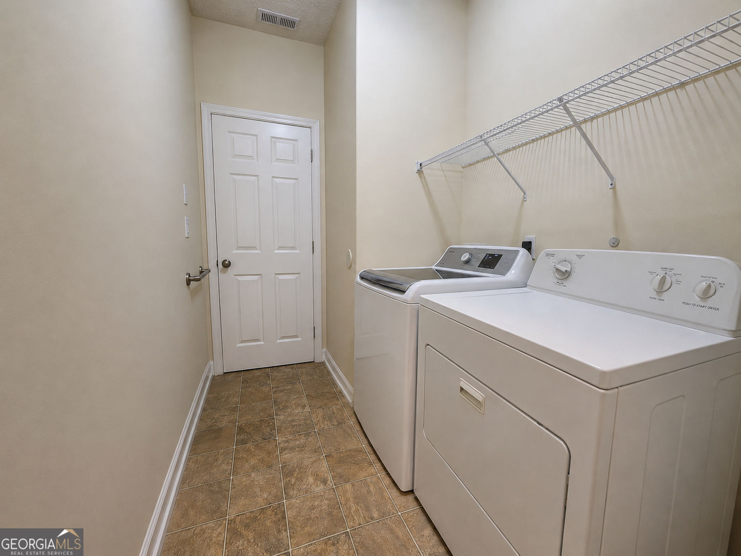 841 Colwell Lane Property Photo 18