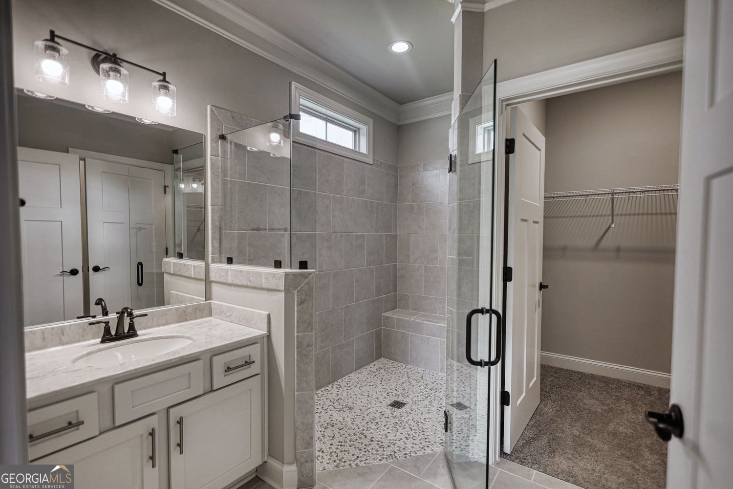 301 Club Drive Property Photo 32