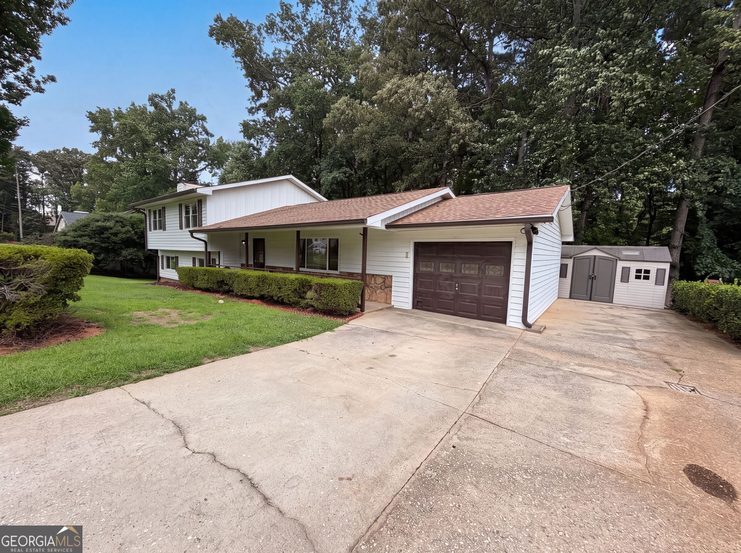 4378 Shady Drive NW Property Photo 1