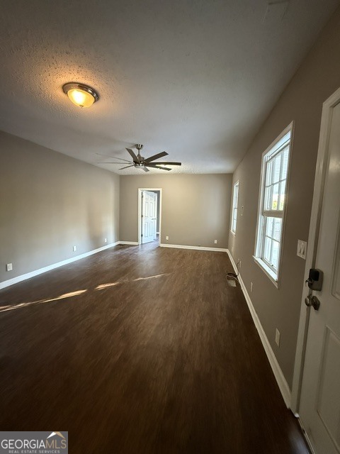 6790 Queen Mill Road Se Property Photo 8