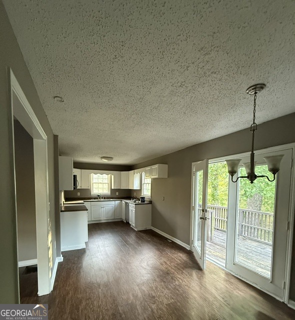 6790 Queen Mill Road Se Property Photo 14