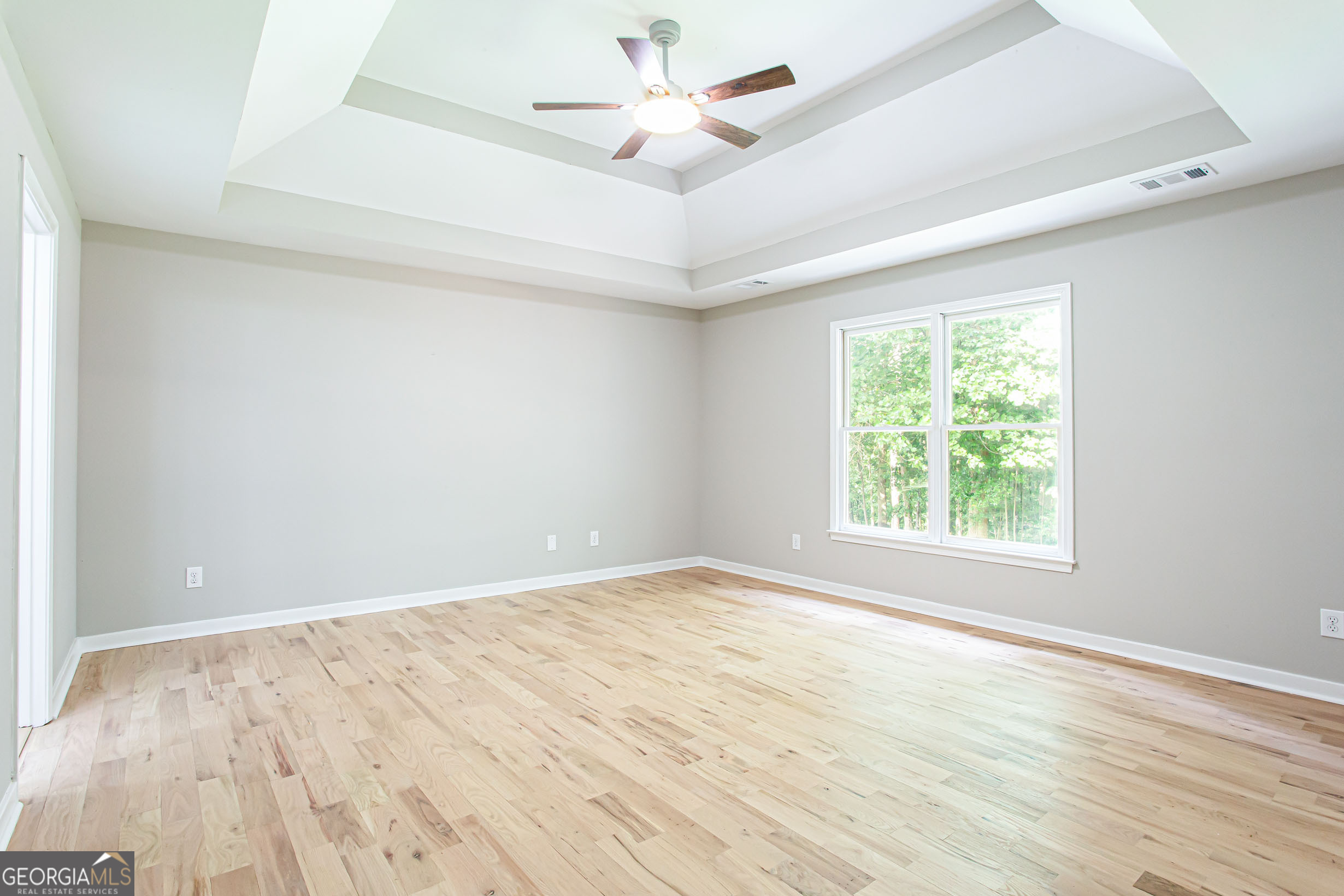 1055 Windridge Drive Property Photo 20