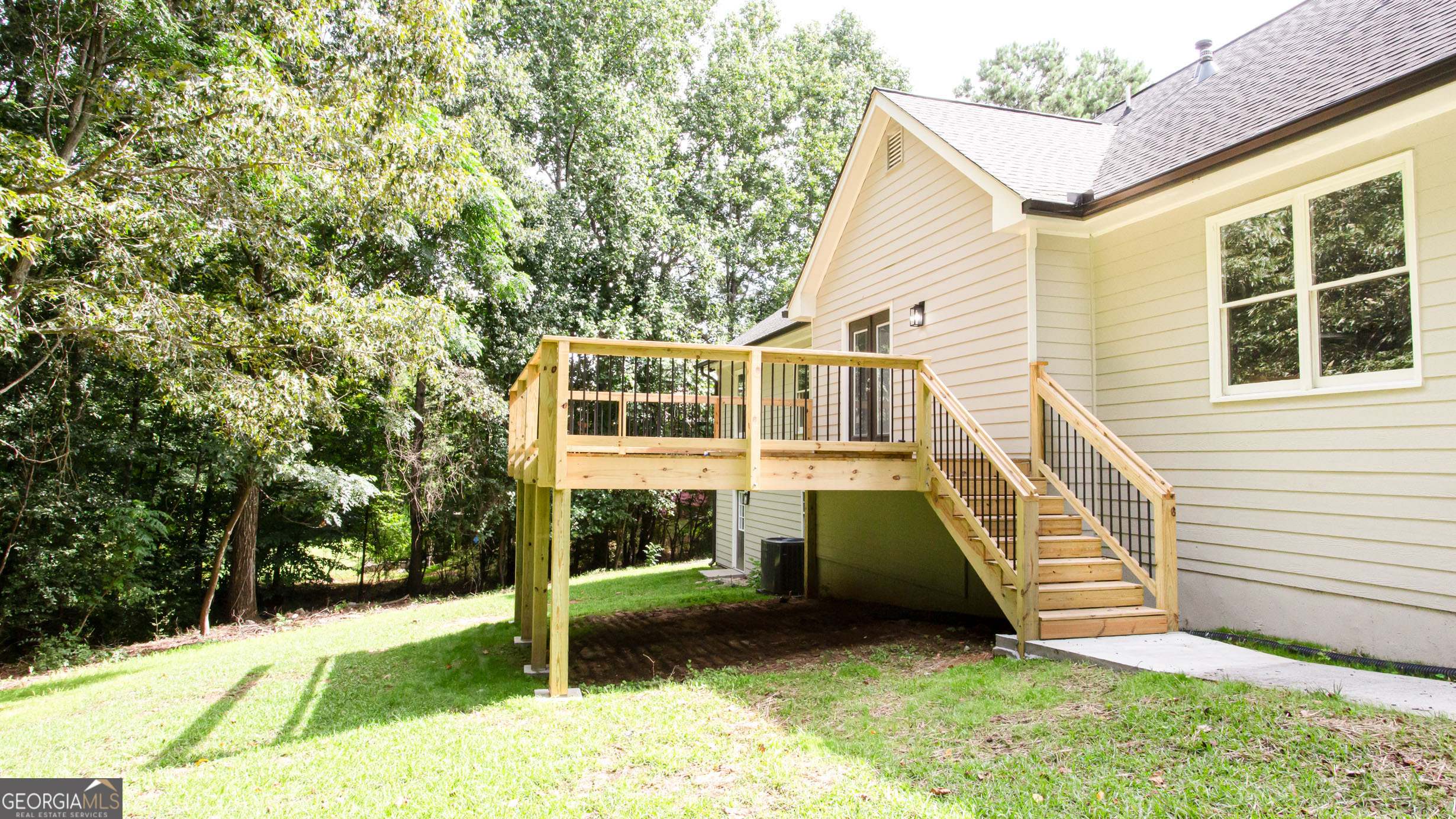 1055 Windridge Drive Property Photo 47