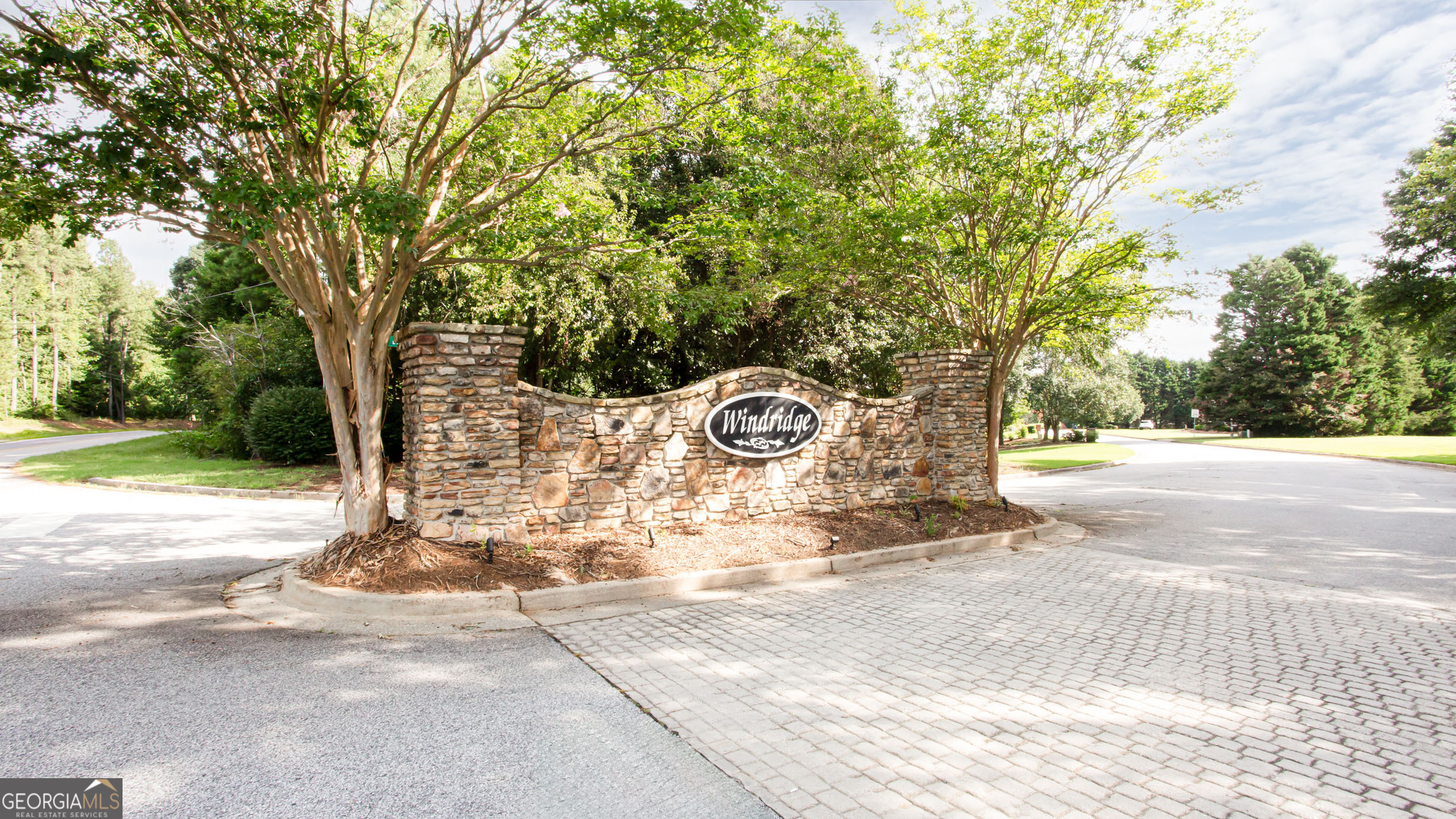 1055 Windridge Drive Property Photo 49