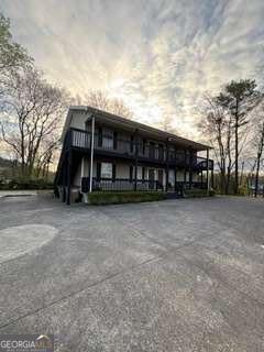 1104 Penrose Drive Property Photo 2