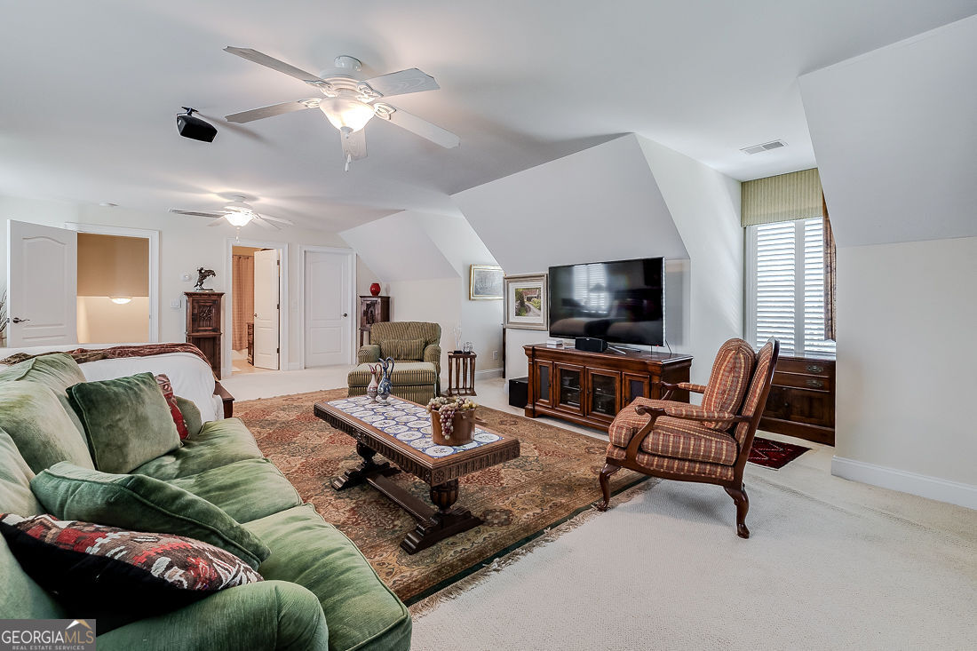 4 Jersey Loop Property Photo 25