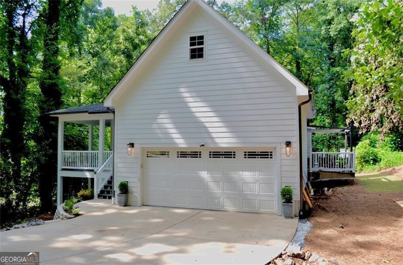 592 Hidden Hills Court Property Photo 3