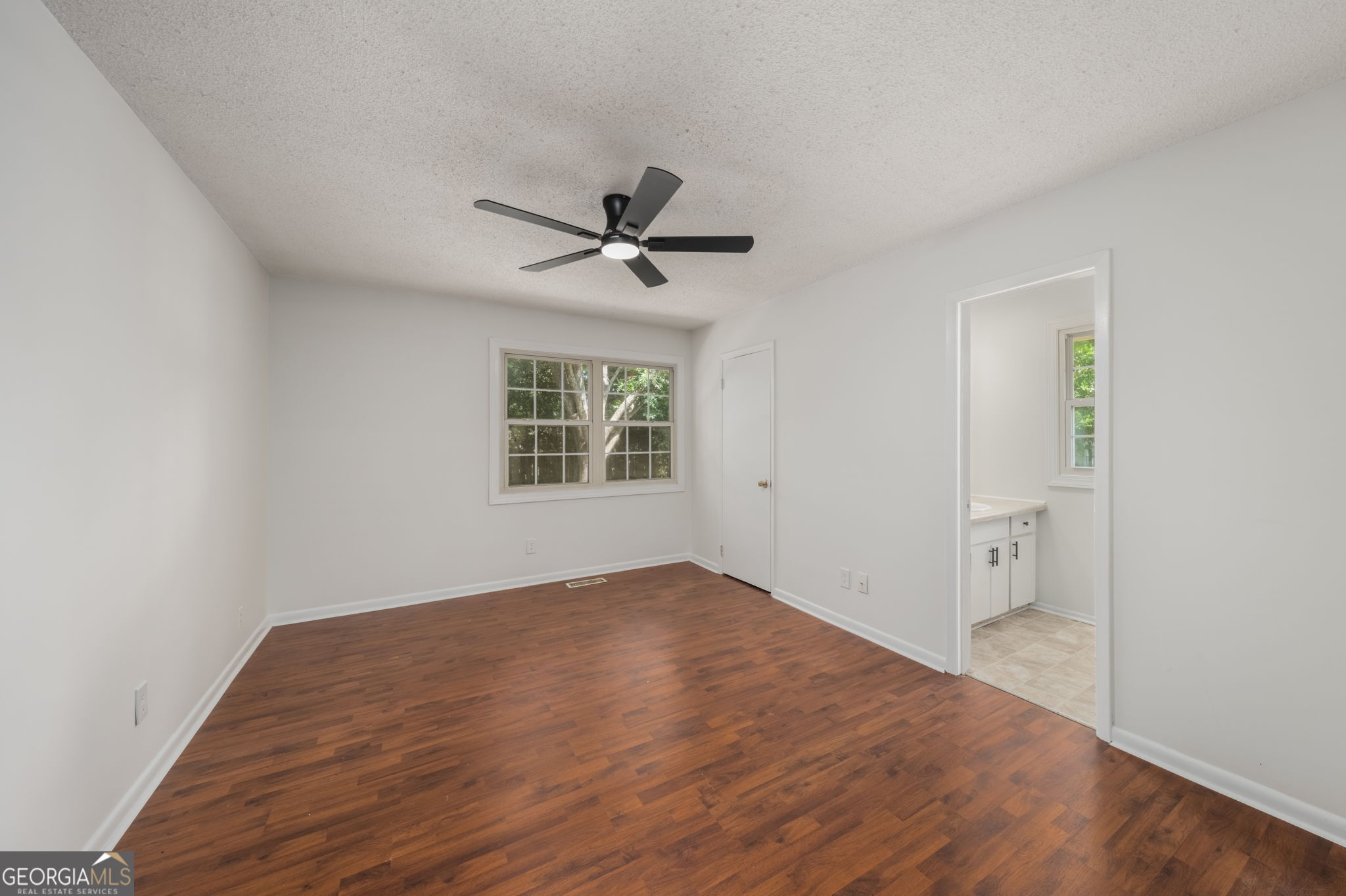 608 Meadowridge Drive Property Photo 15