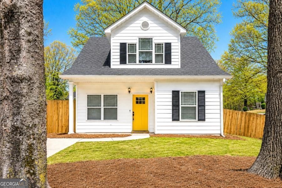 56 Holly Road Property Photo 1