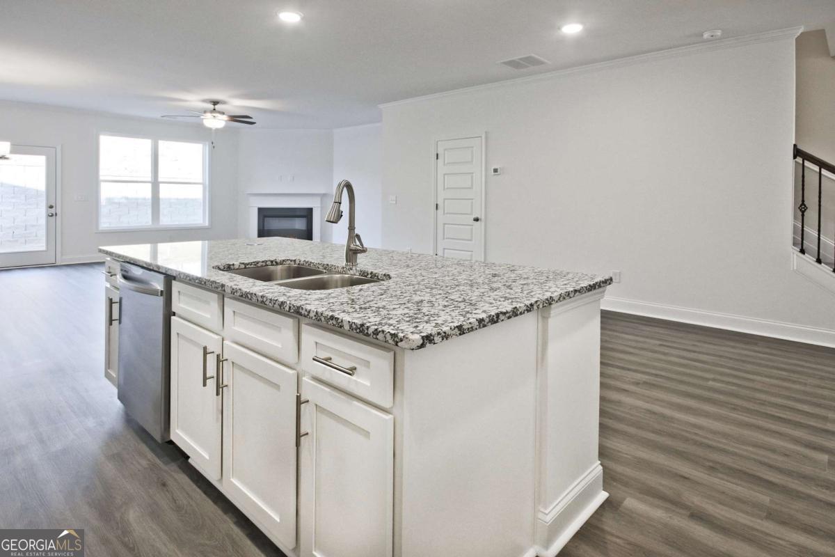 4003 Streamlet Way # 159 Property Photo 16
