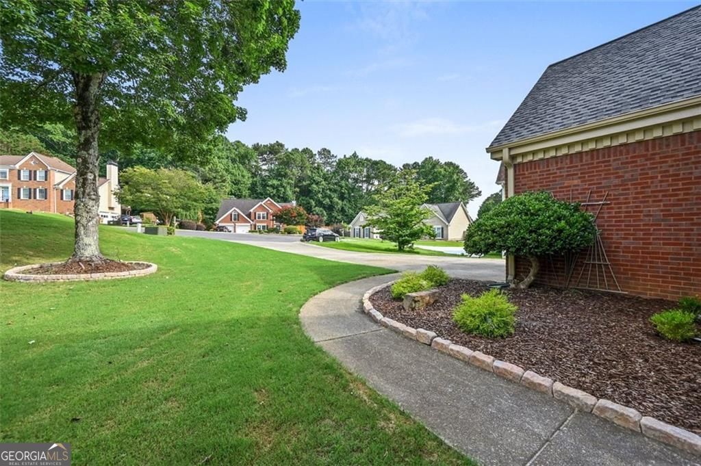 245 Walford Court Property Photo 10