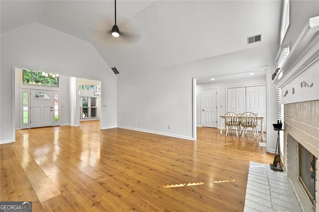 245 Walford Court Property Photo 19