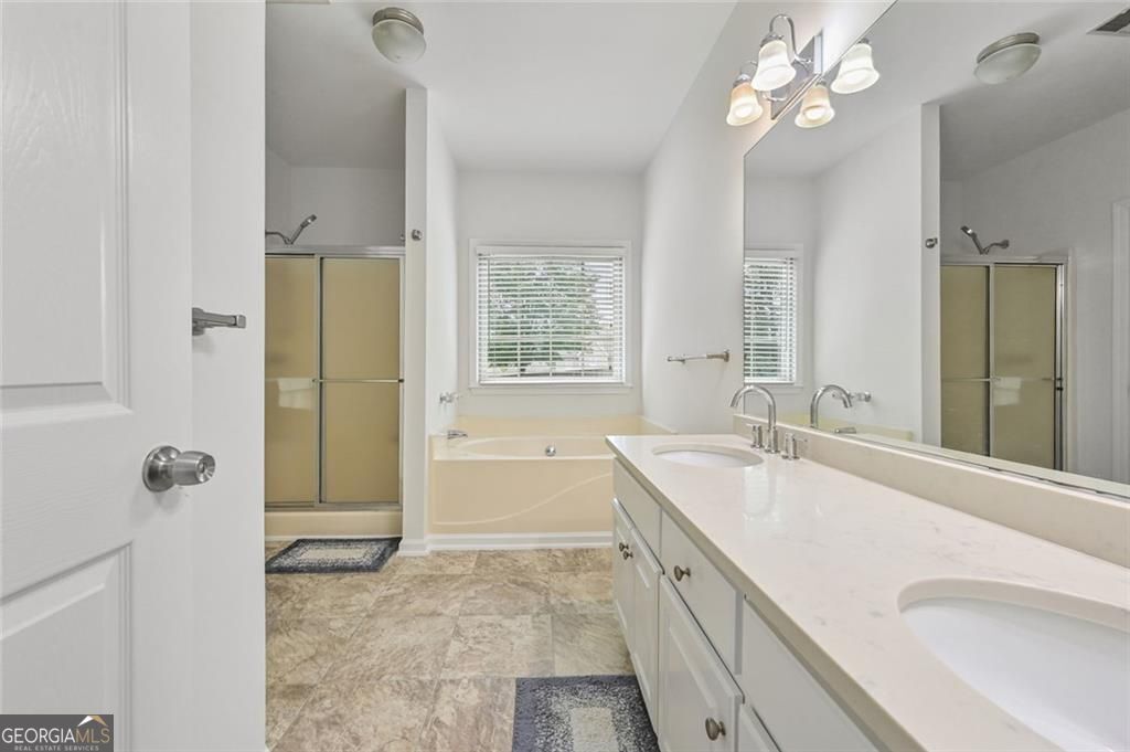 245 Walford Court Property Photo 38