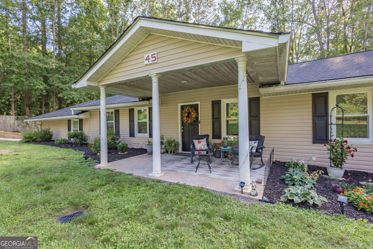 45 Lee Drive Property Photo 2