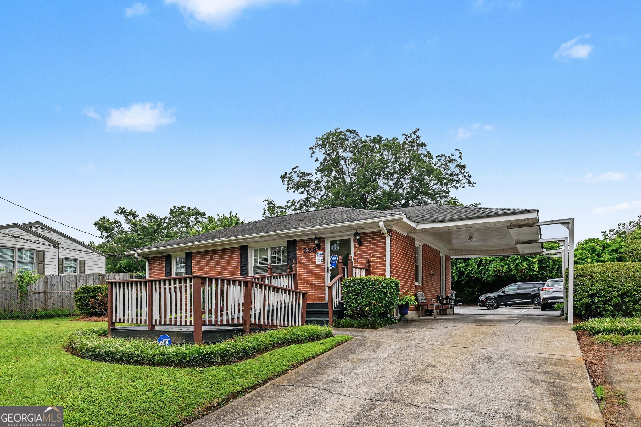 228 Powers Ferry Road Se Property Photo 1
