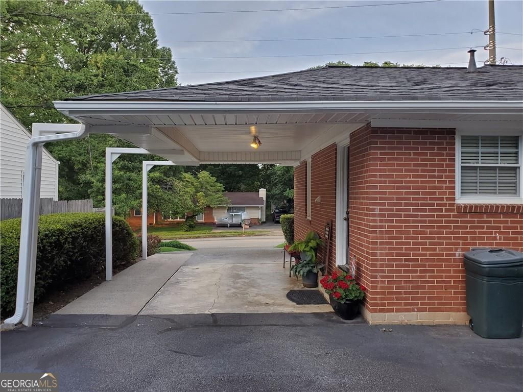 228 Powers Ferry Road Se Property Photo 18