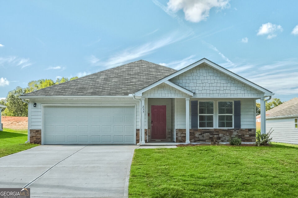 233 Woodlake Landing Property Photo 1