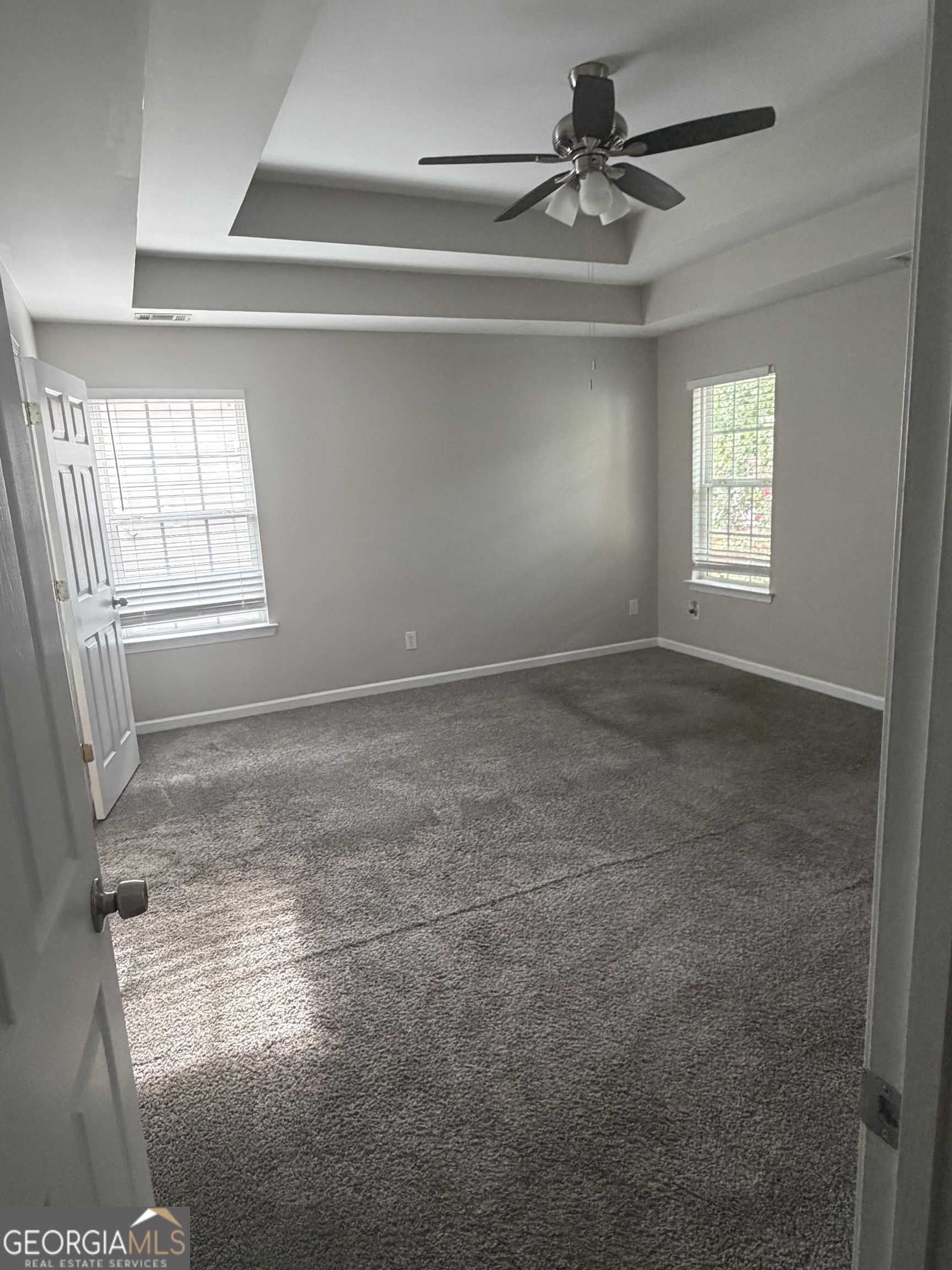 1942 Oakbluff Drive Property Photo 12