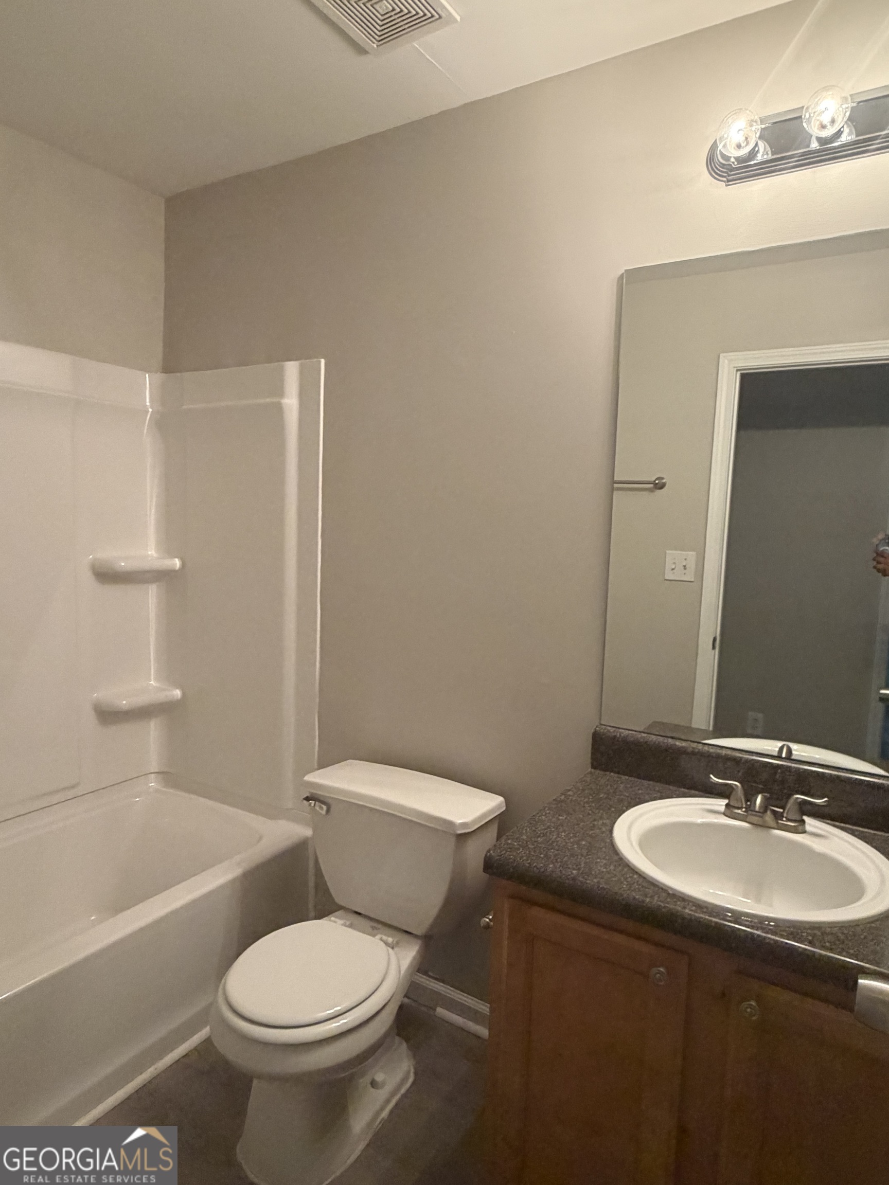 1942 Oakbluff Drive Property Photo 19
