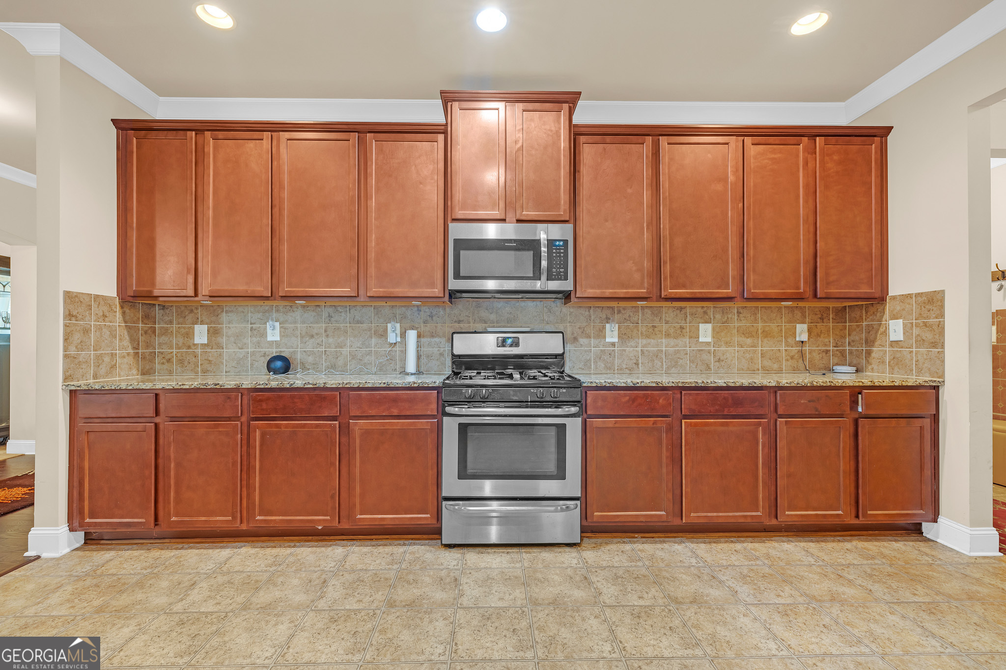 891 Lorrimont Lane Property Photo 14