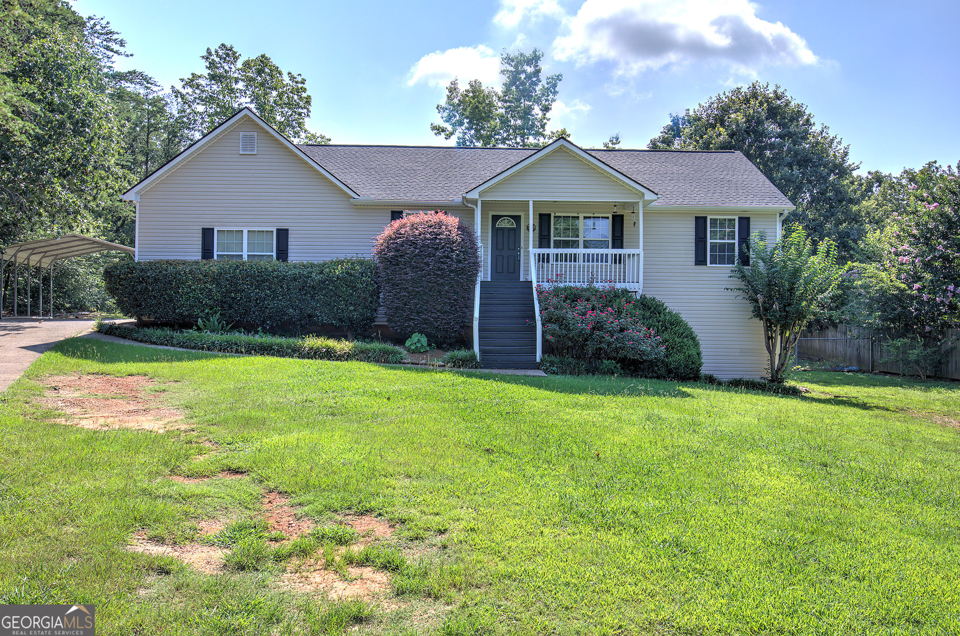 49 Indian Hills Drive Property Photo 3