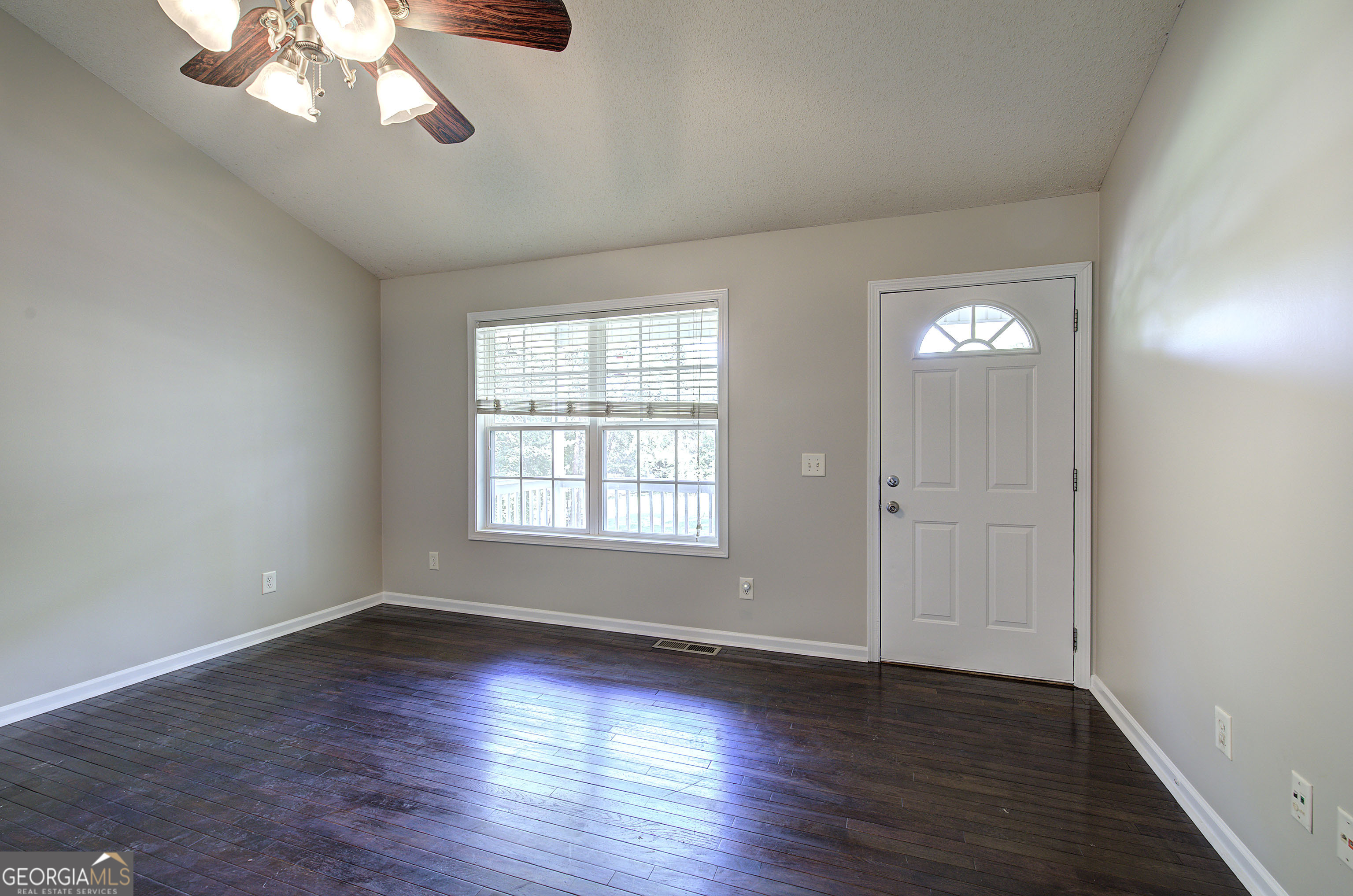 49 Indian Hills Drive Property Photo 13