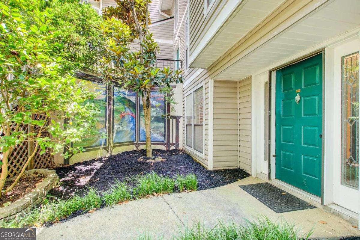 1306 Wynnes Ridge Circle Se Property Photo 2