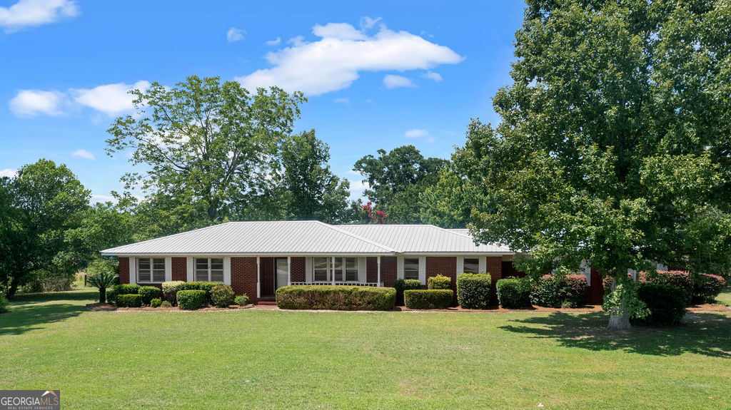 2362 Millen Highway Property Photo 1