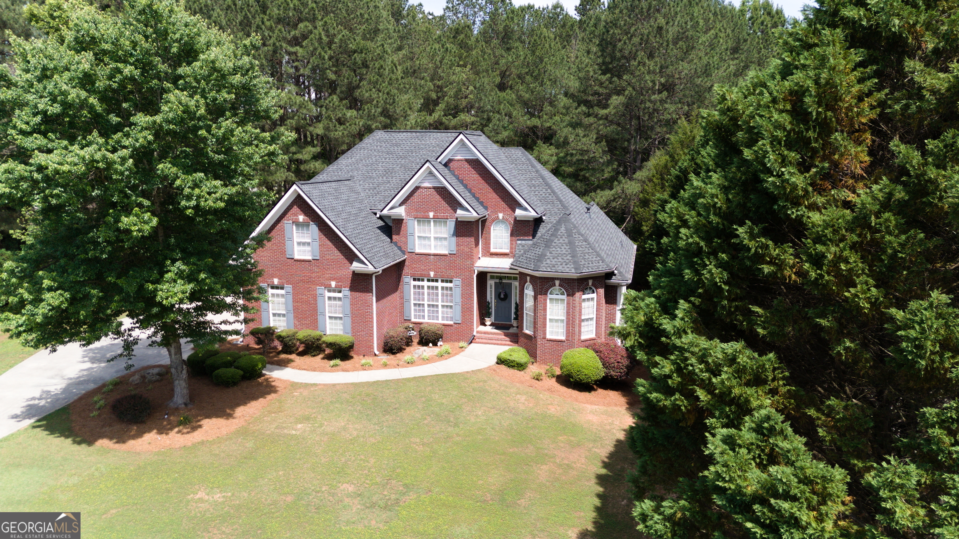 155 Millstone Drive Property Photo 1