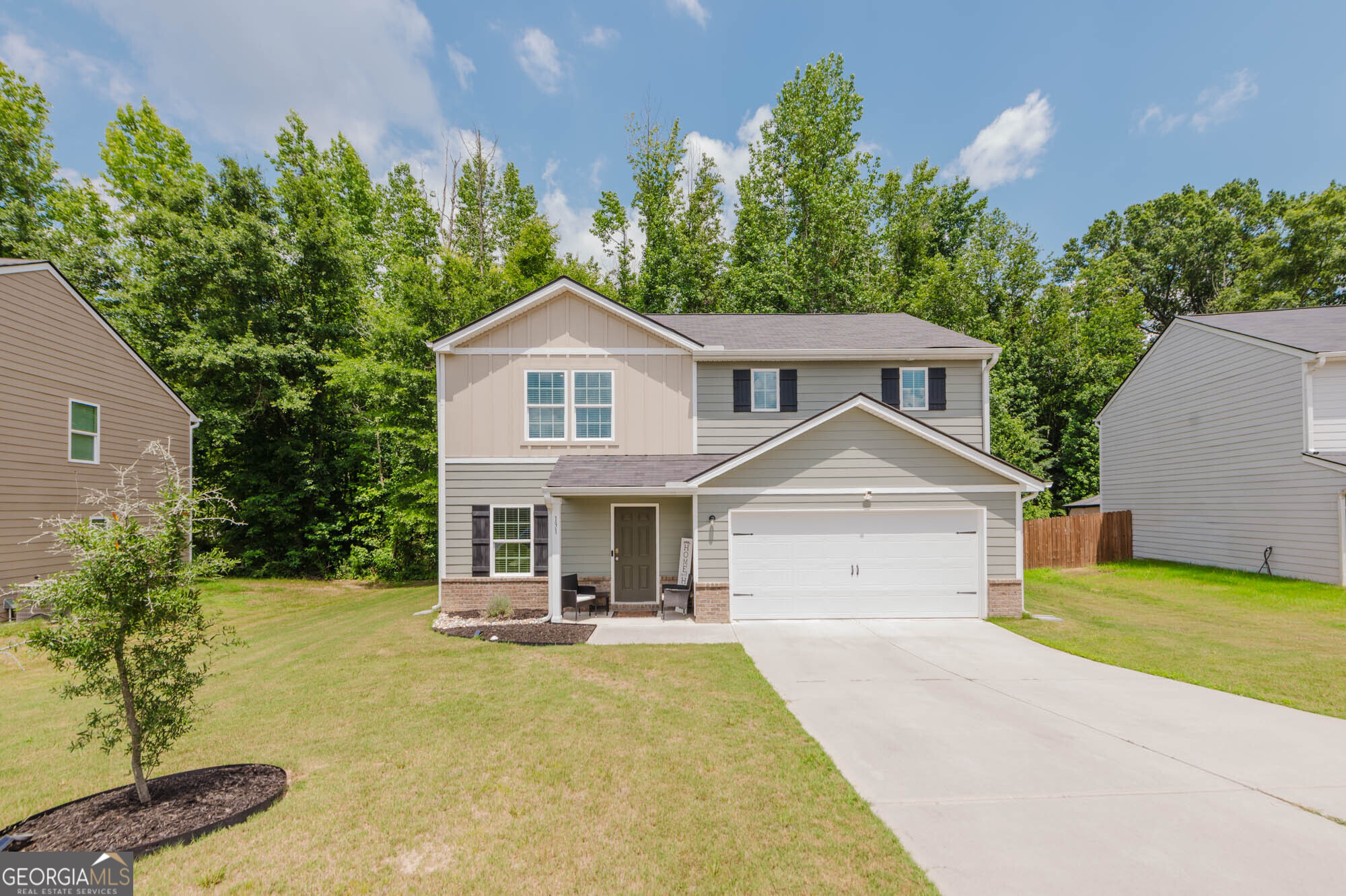 131 Catalpa Road Property Photo 1