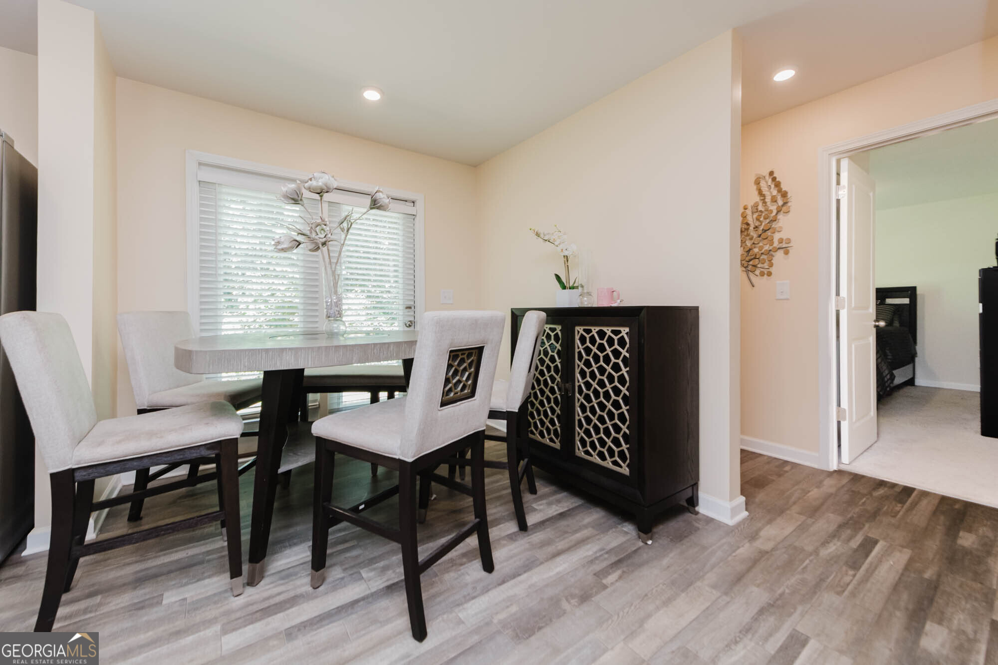 131 Catalpa Road Property Photo 9