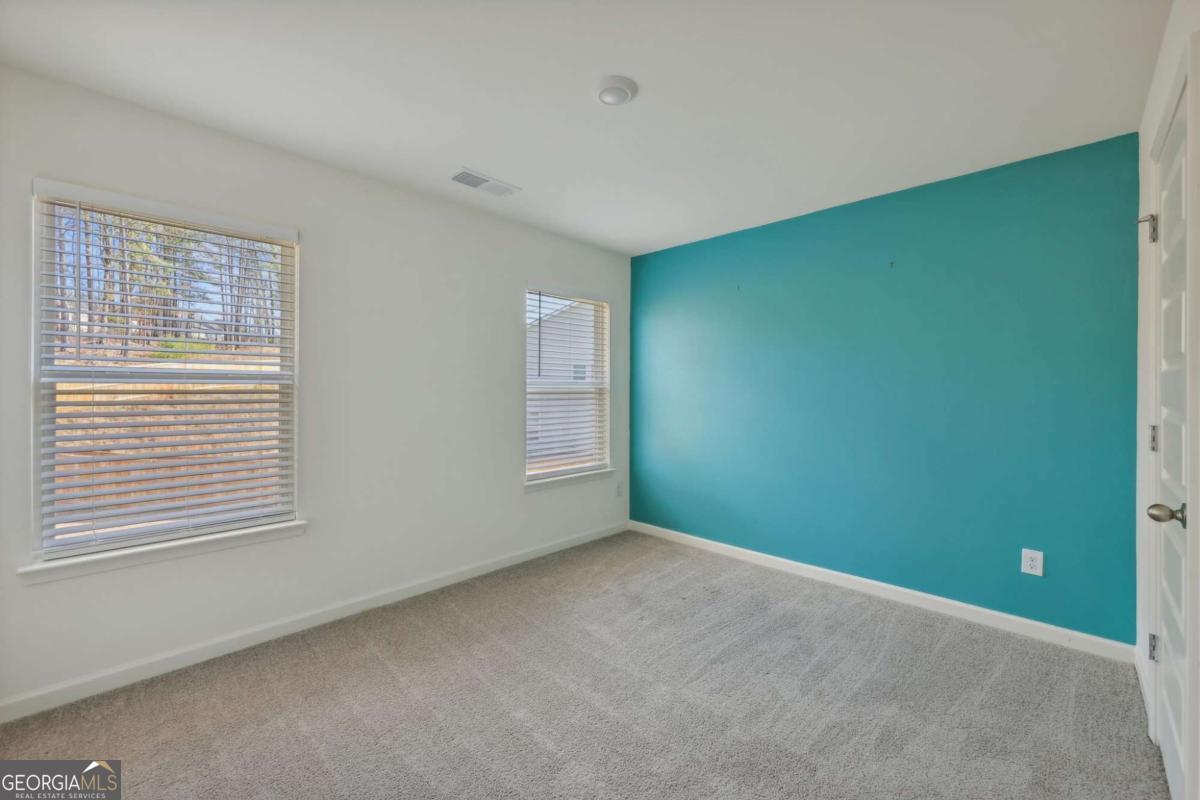 1147 Trident Maple Chase Property Photo 40