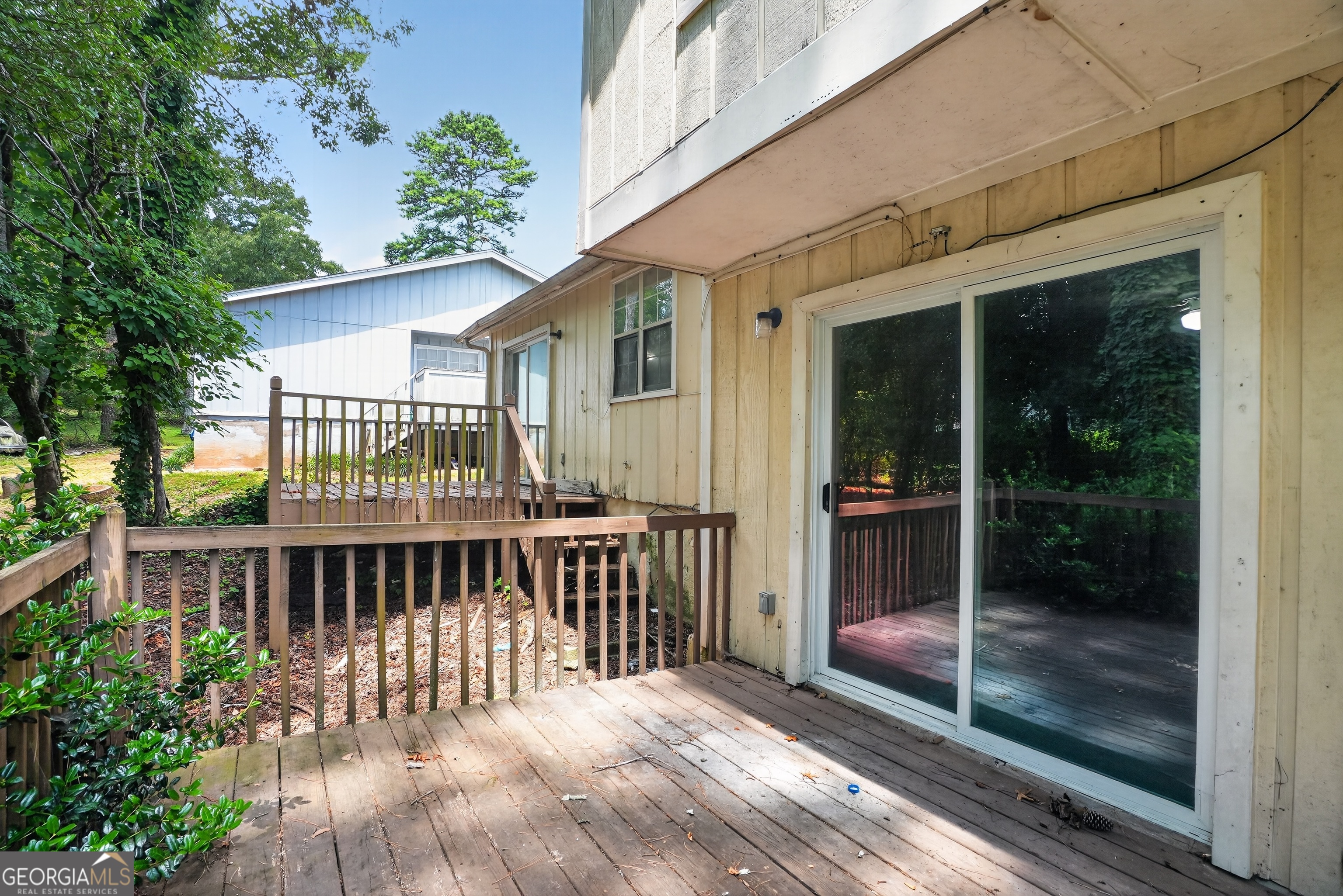 2045 Marbut Forest Drive Property Photo 4
