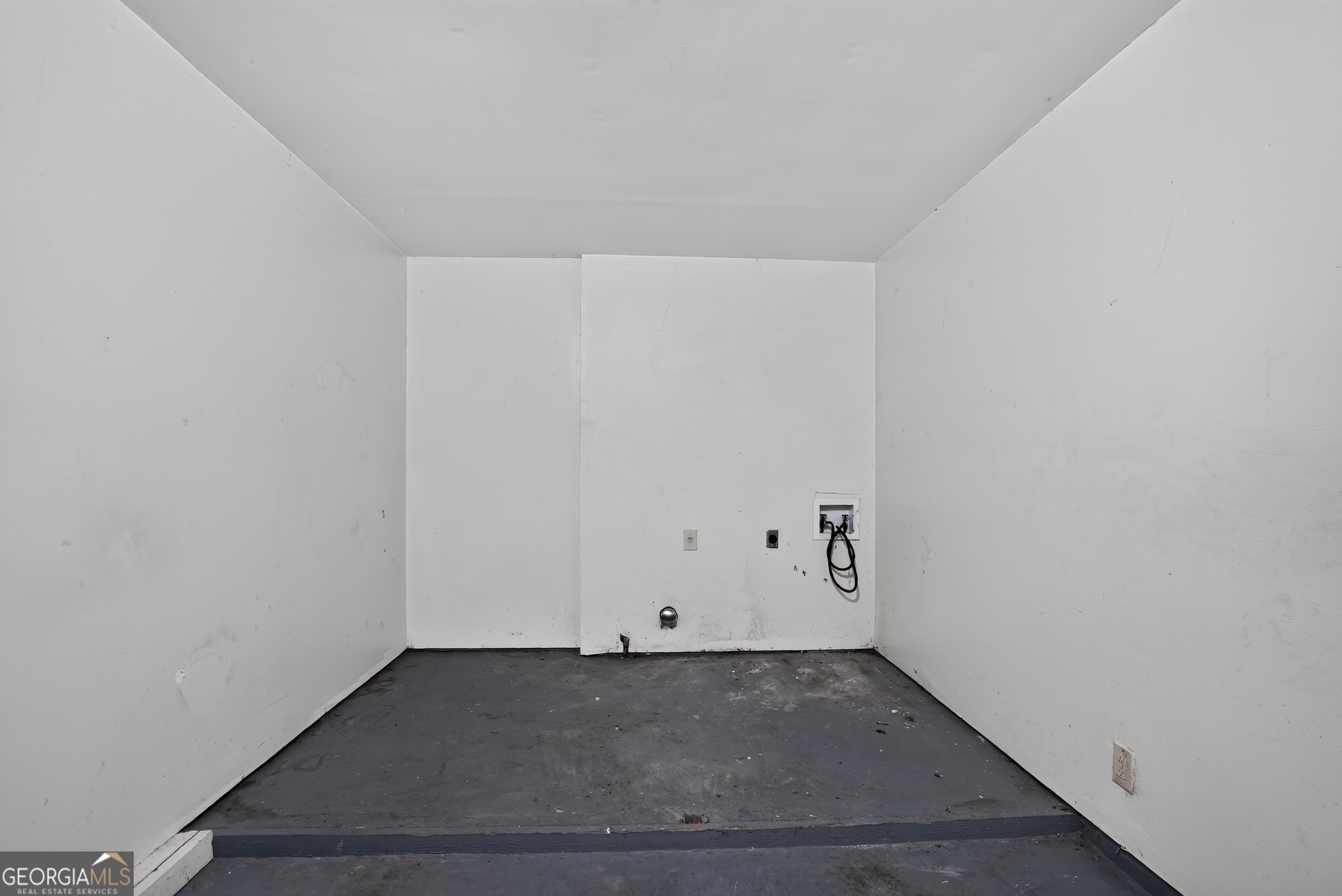 2045 Marbut Forest Drive Property Photo 10