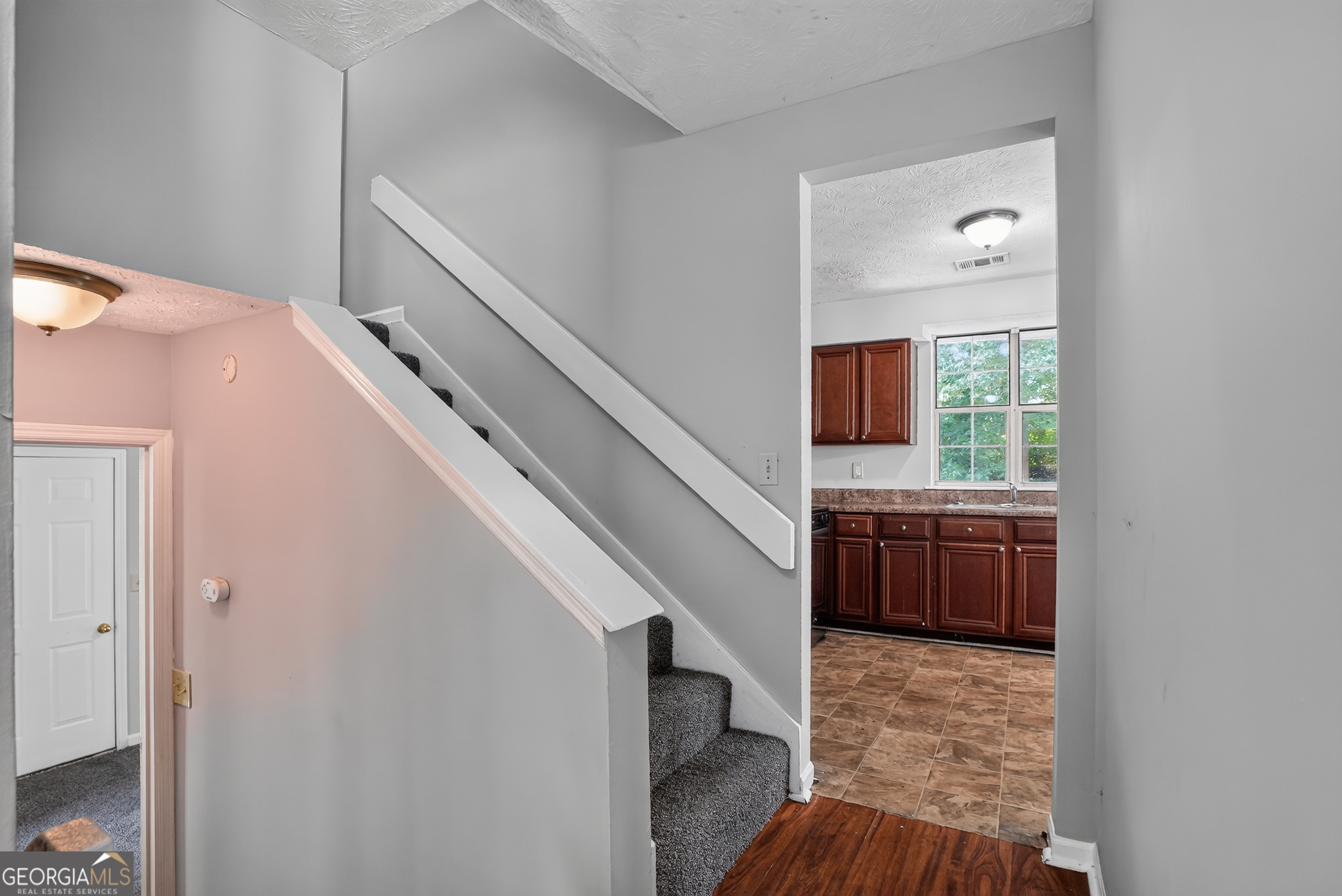 2045 Marbut Forest Drive Property Photo 13