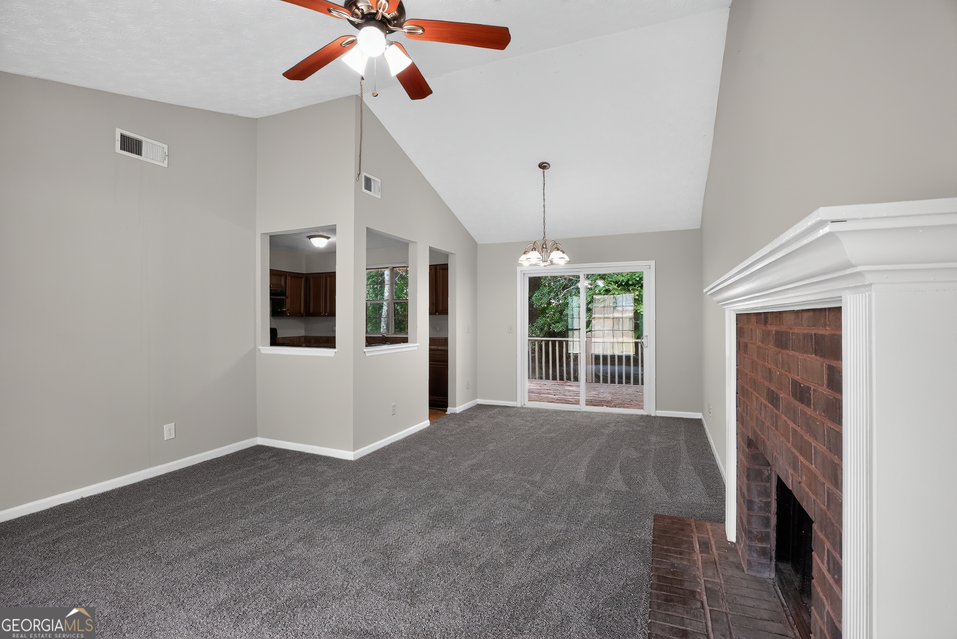 2045 Marbut Forest Drive Property Photo 17