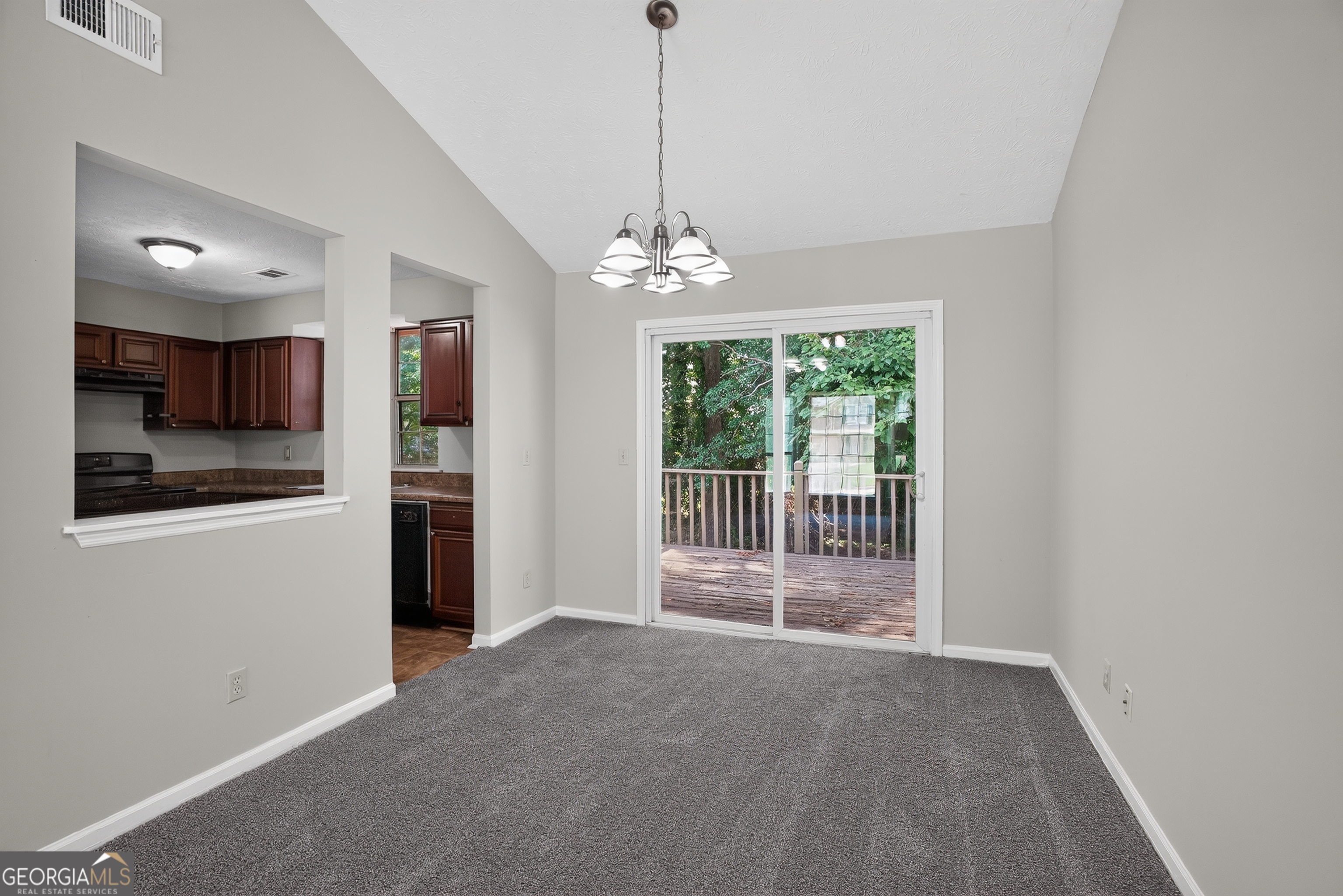 2045 Marbut Forest Drive Property Photo 22
