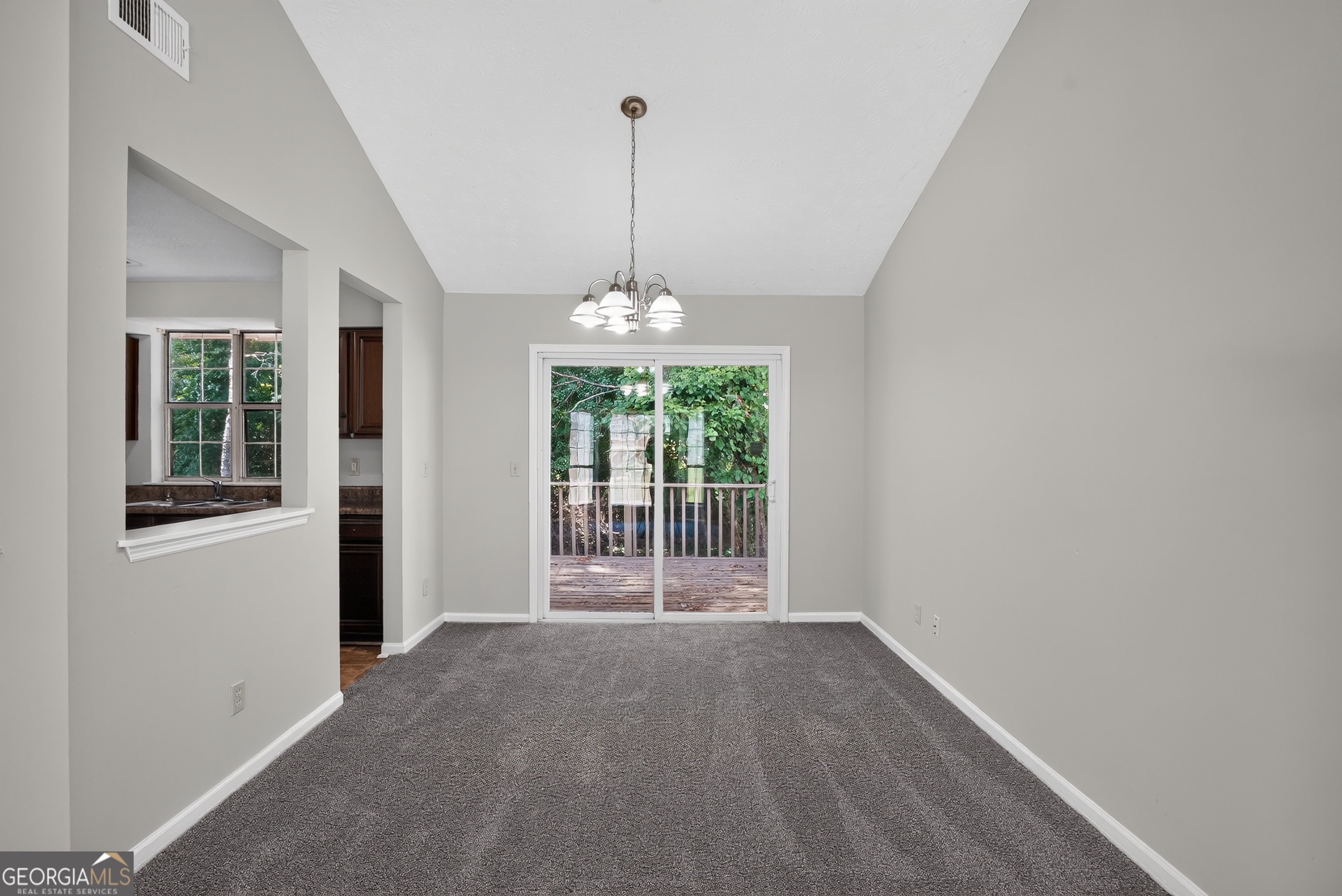 2045 Marbut Forest Drive Property Photo 23