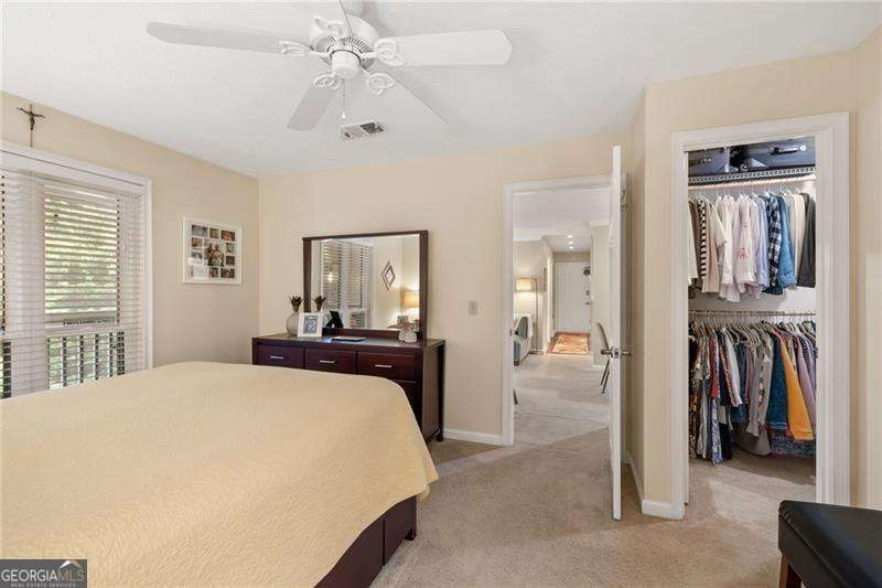 525 Warm Springs Circle Property Photo 10