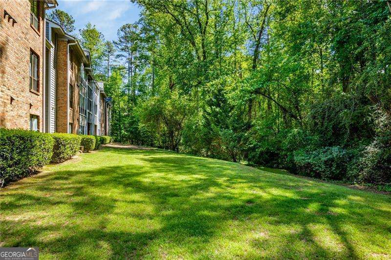 525 Warm Springs Circle Property Photo 23