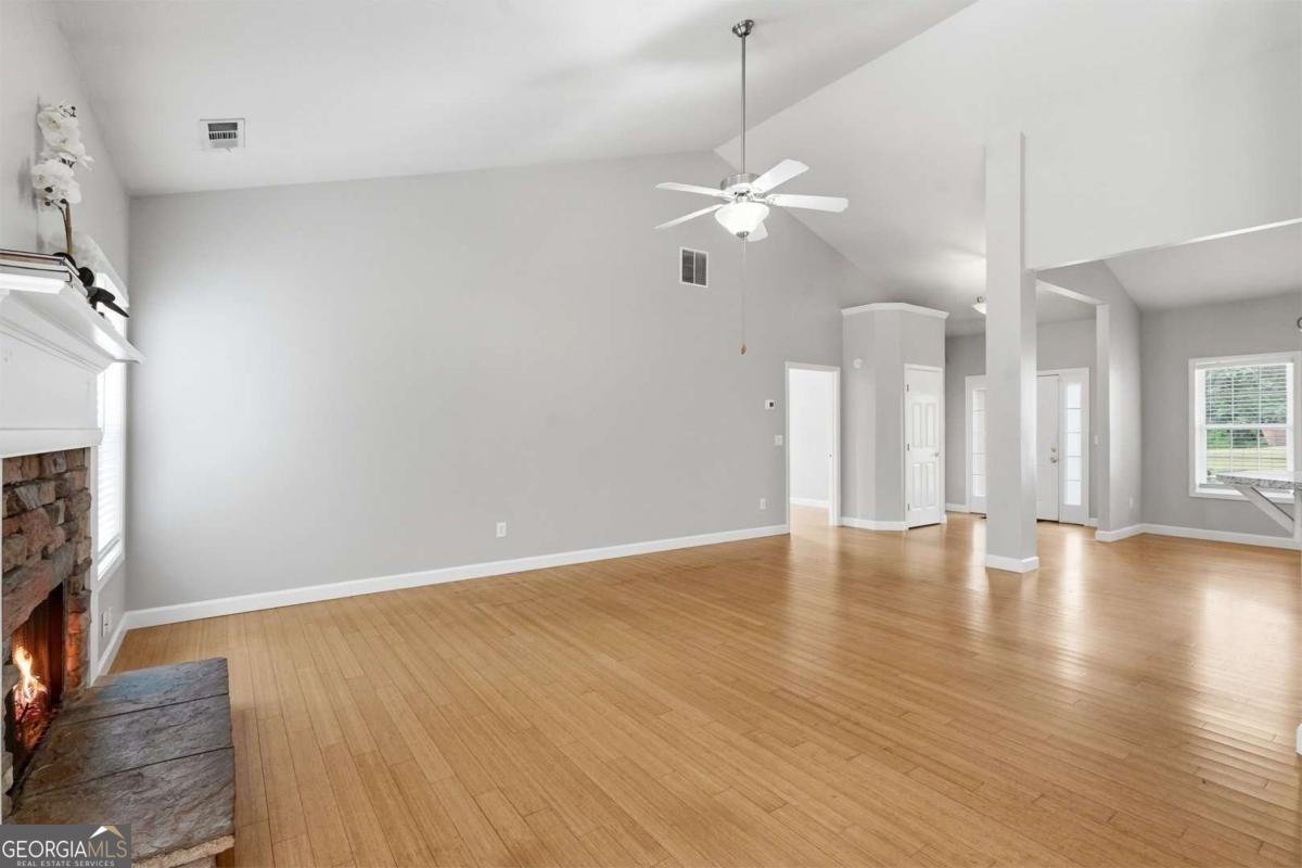 3115 Sunlight Drive Property Photo 8