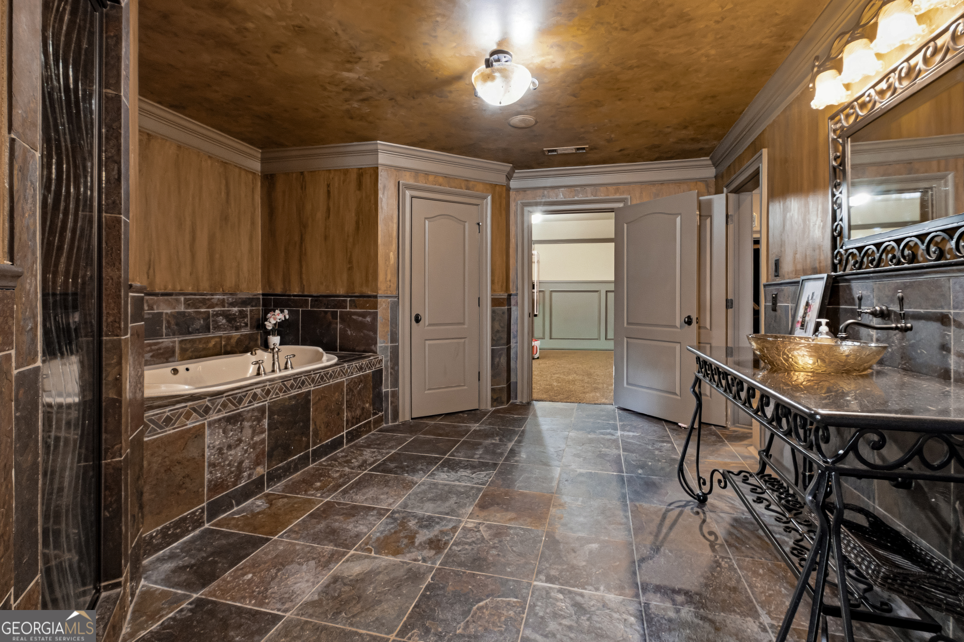 2020 Derby Lane Property Photo 86