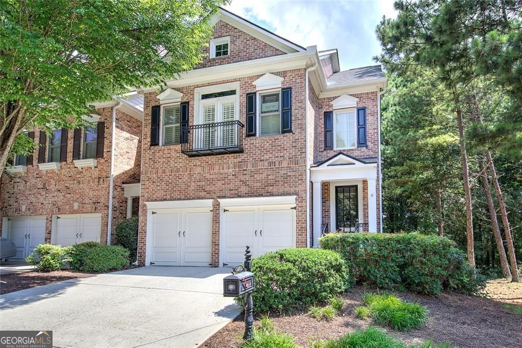 5205 Waters Edge Trail