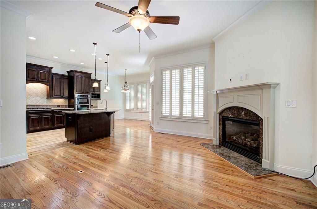 5205 Waters Edge Trail Property Photo 9