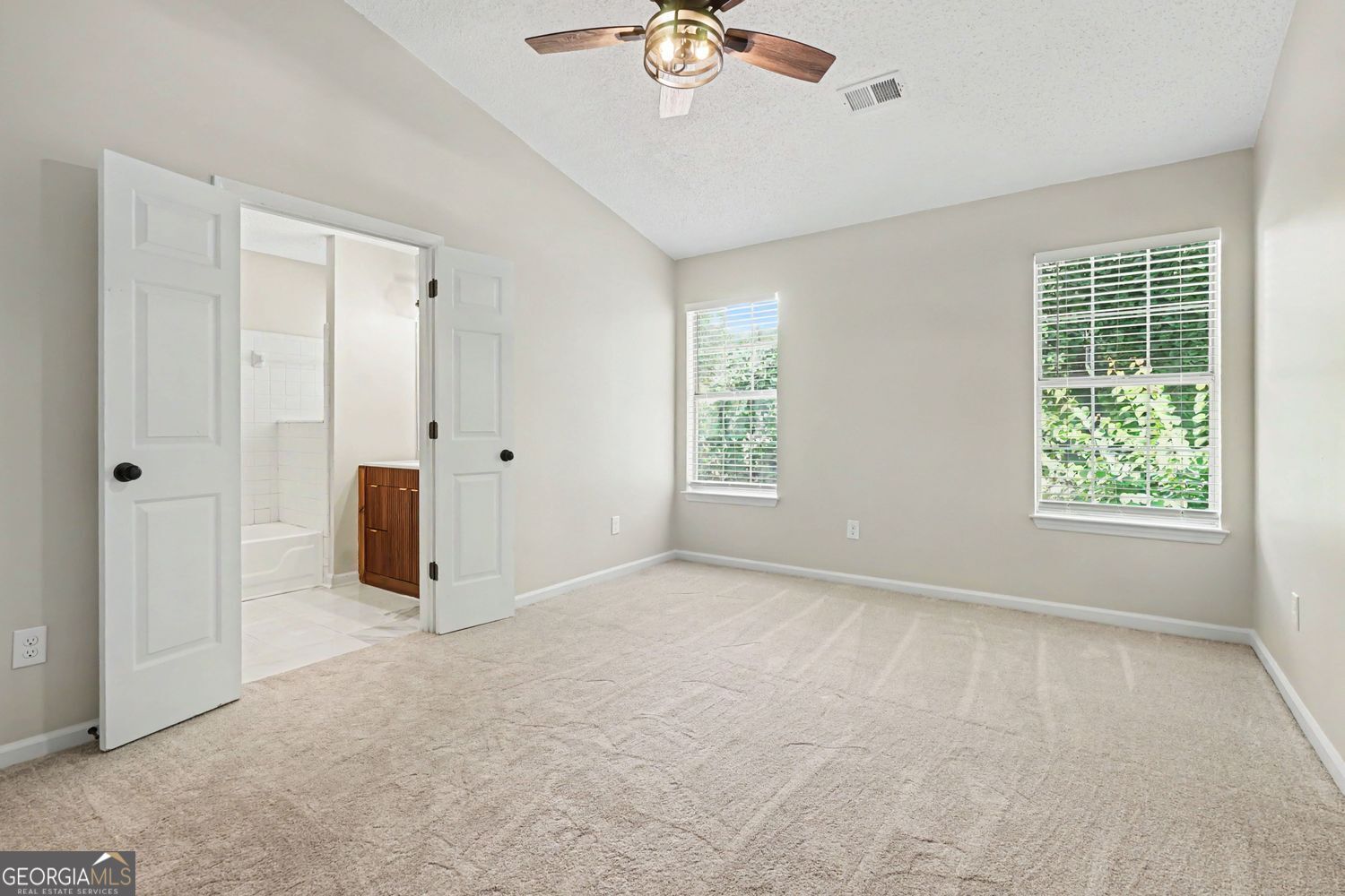 3284 Long Iron Place Property Photo 8