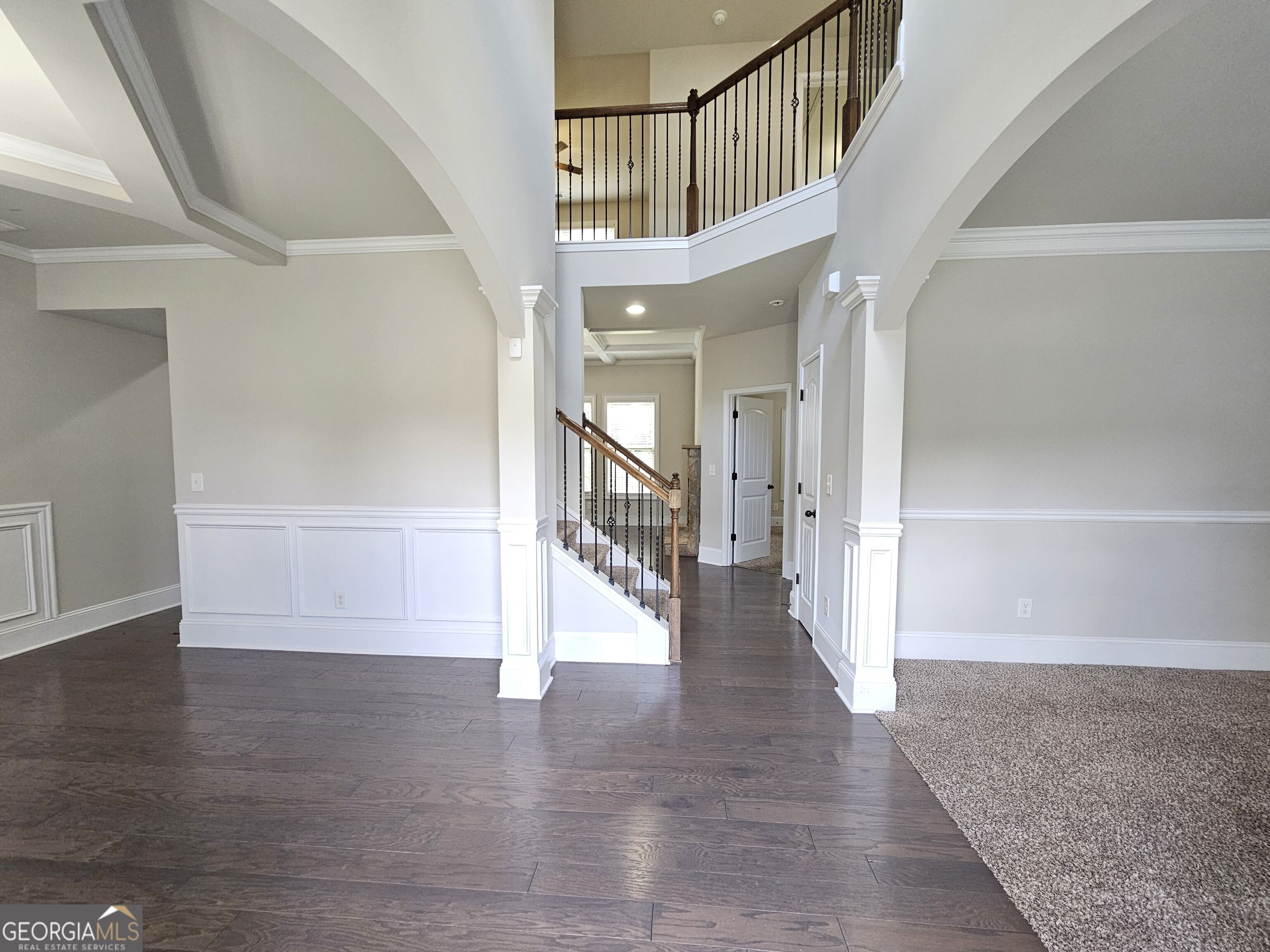1374 Slate Bend Drive Property Photo 2