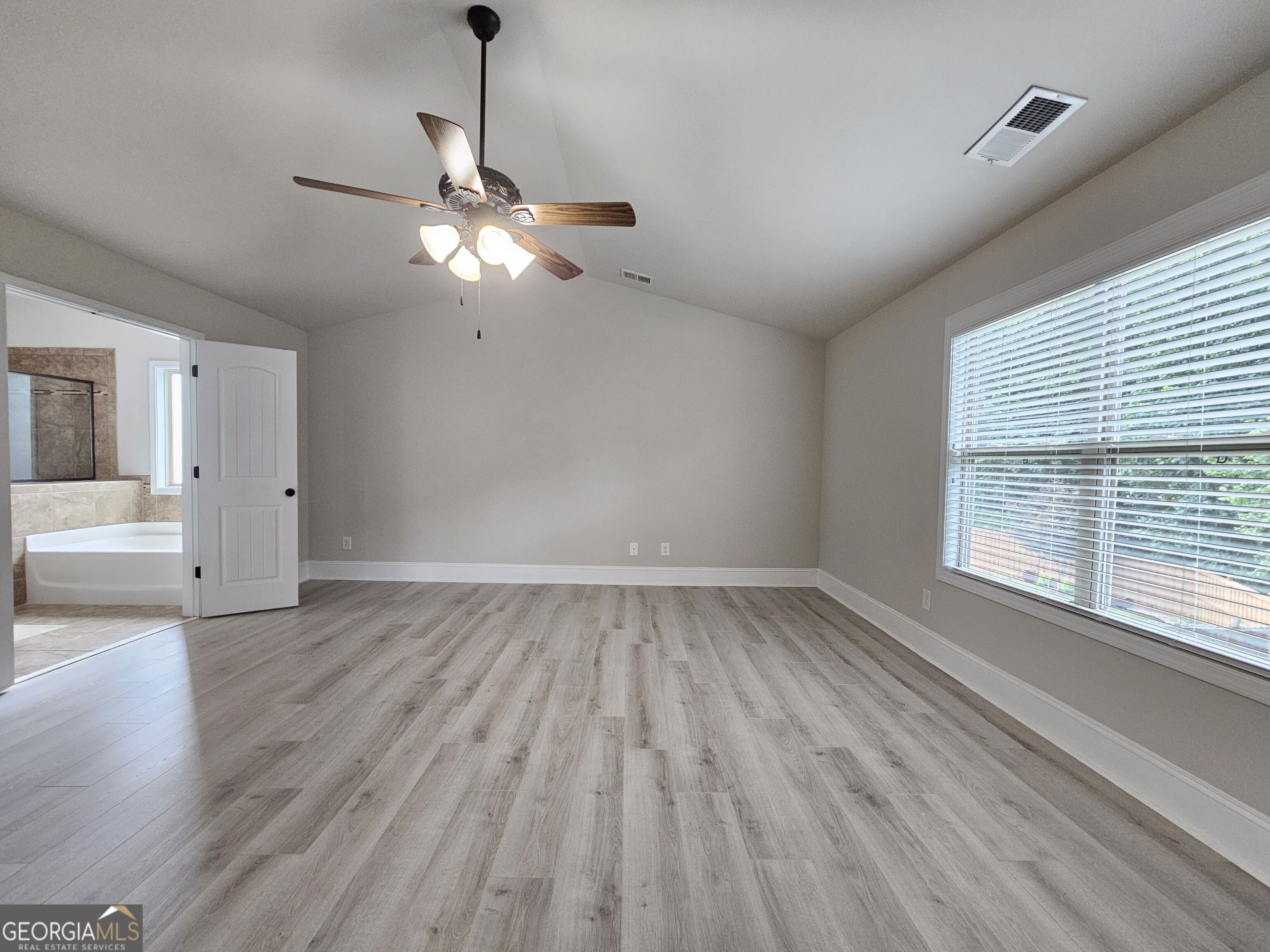 1374 Slate Bend Drive Property Photo 22