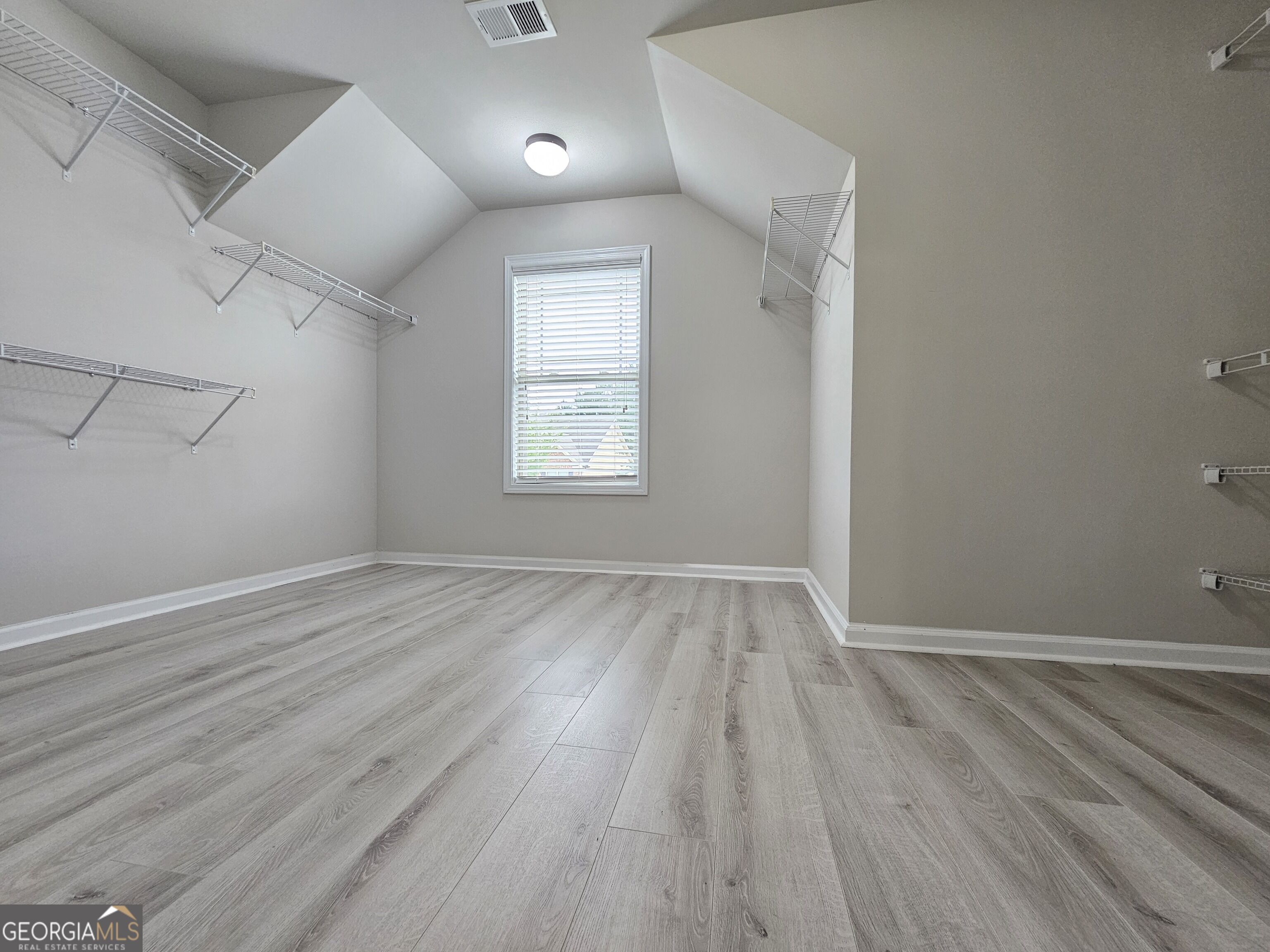 1374 Slate Bend Drive Property Photo 28