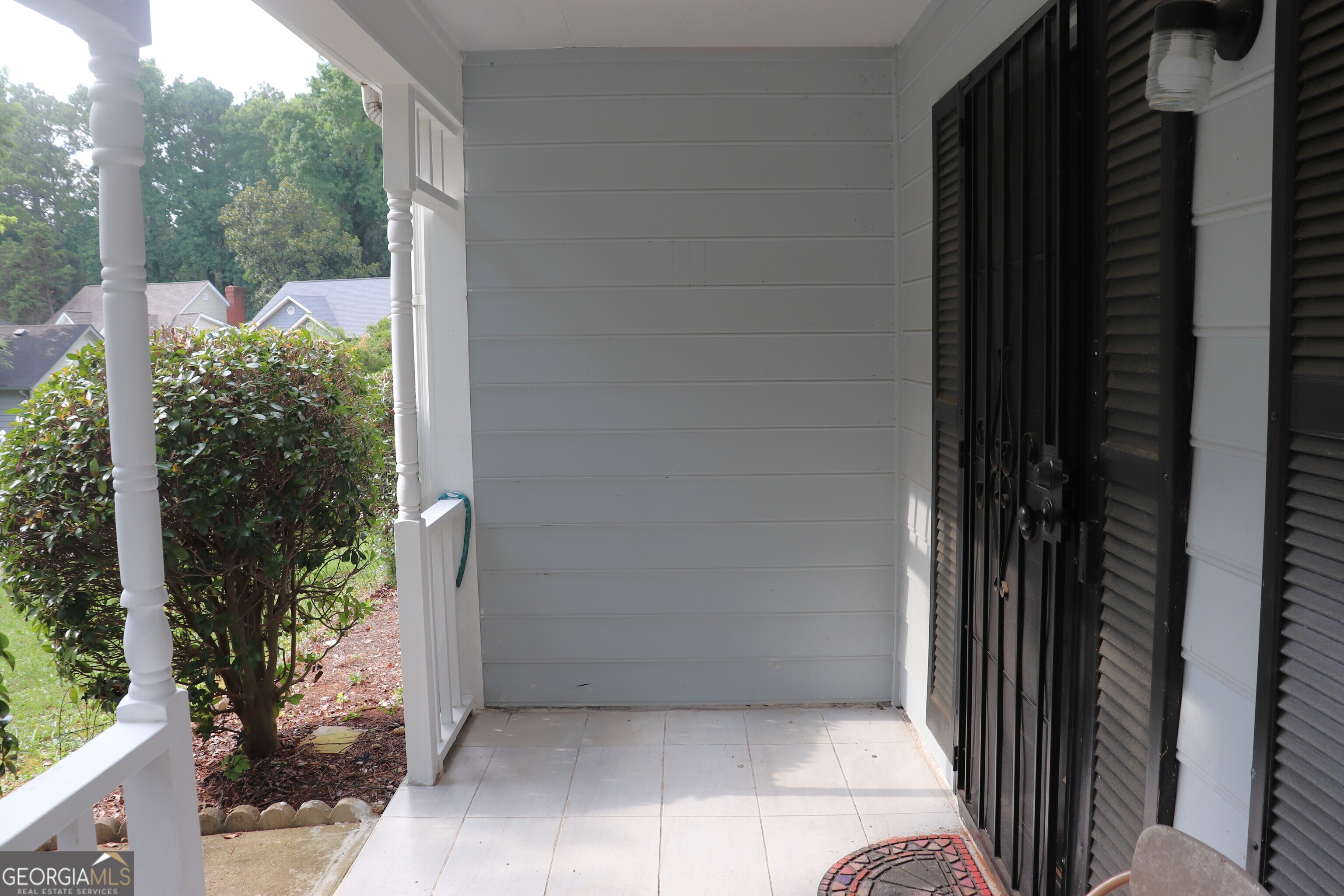 419 Thomas Jefferson Drive Property Photo 4